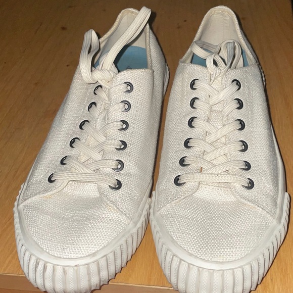 Size 7 Seaver’s - Picture 2 of 3